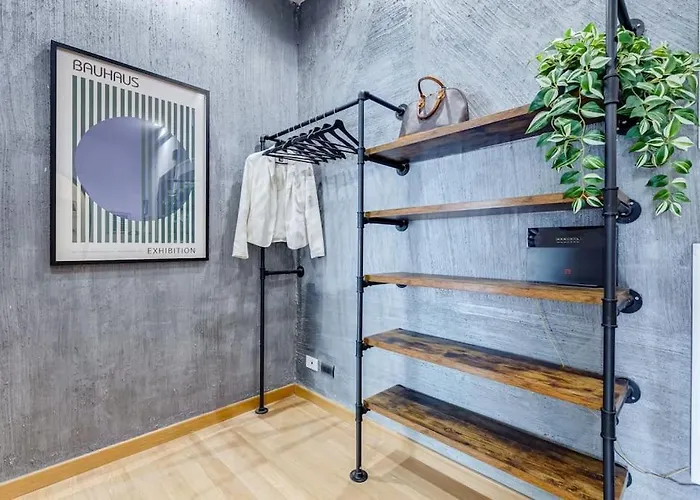 Appartement Bdc - Rome, Open City! 3-bdr!