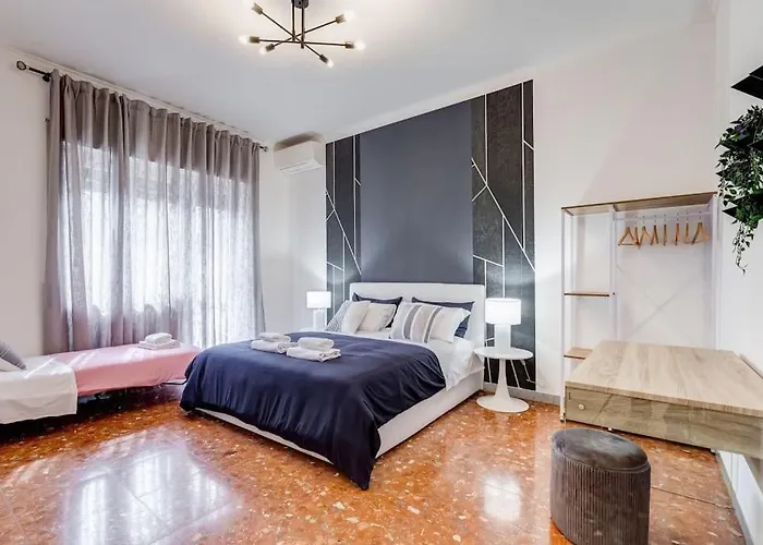 Appartement Bdc - Rome, Open City! 3-bdr!