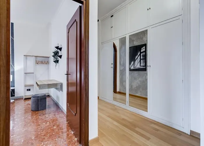 Appartement Bdc - Rome, Open City! 3-bdr!