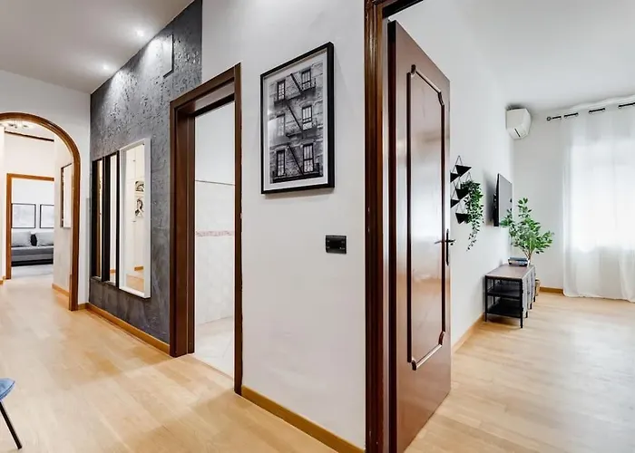 Appartement Bdc - Rome, Open City! 3-bdr!