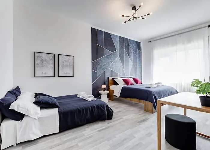 Appartement Bdc - Rome, Open City! 3-bdr!