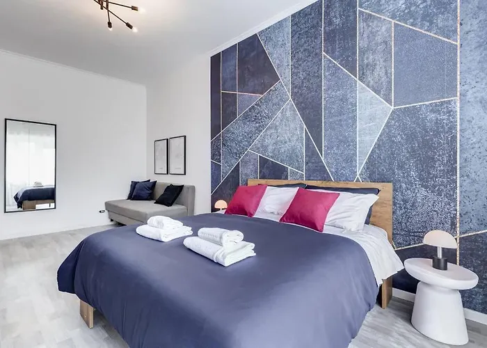 Bdc - Rome, Open City! 3-bdr! Appartement