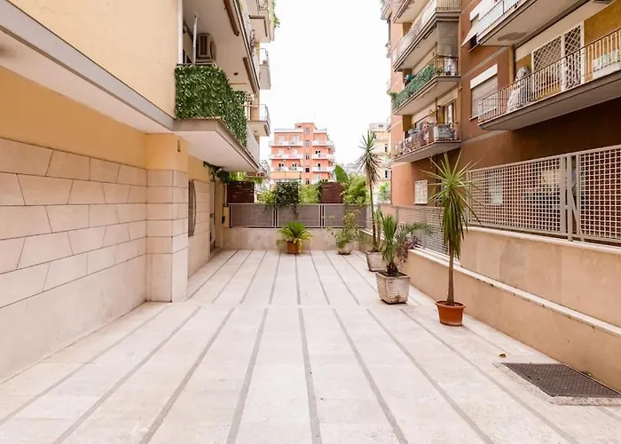 Bdc - Rome, Open City! 3-bdr! Appartement