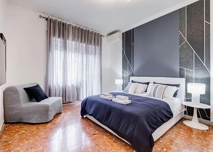 Appartement Bdc - Rome, Open City! 3-bdr!